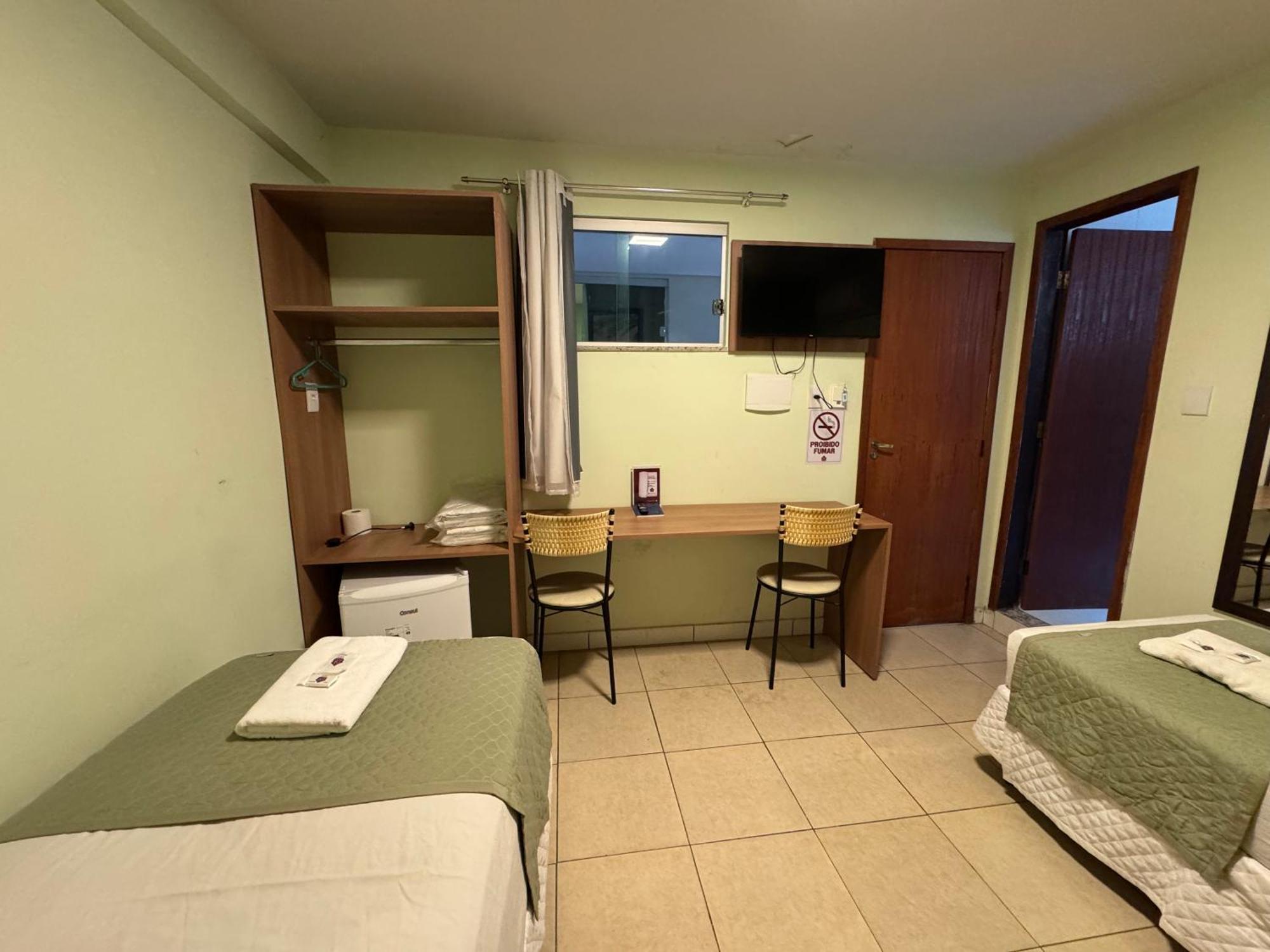 Domus Hotel Veneza Ипатинга Экстерьер фото