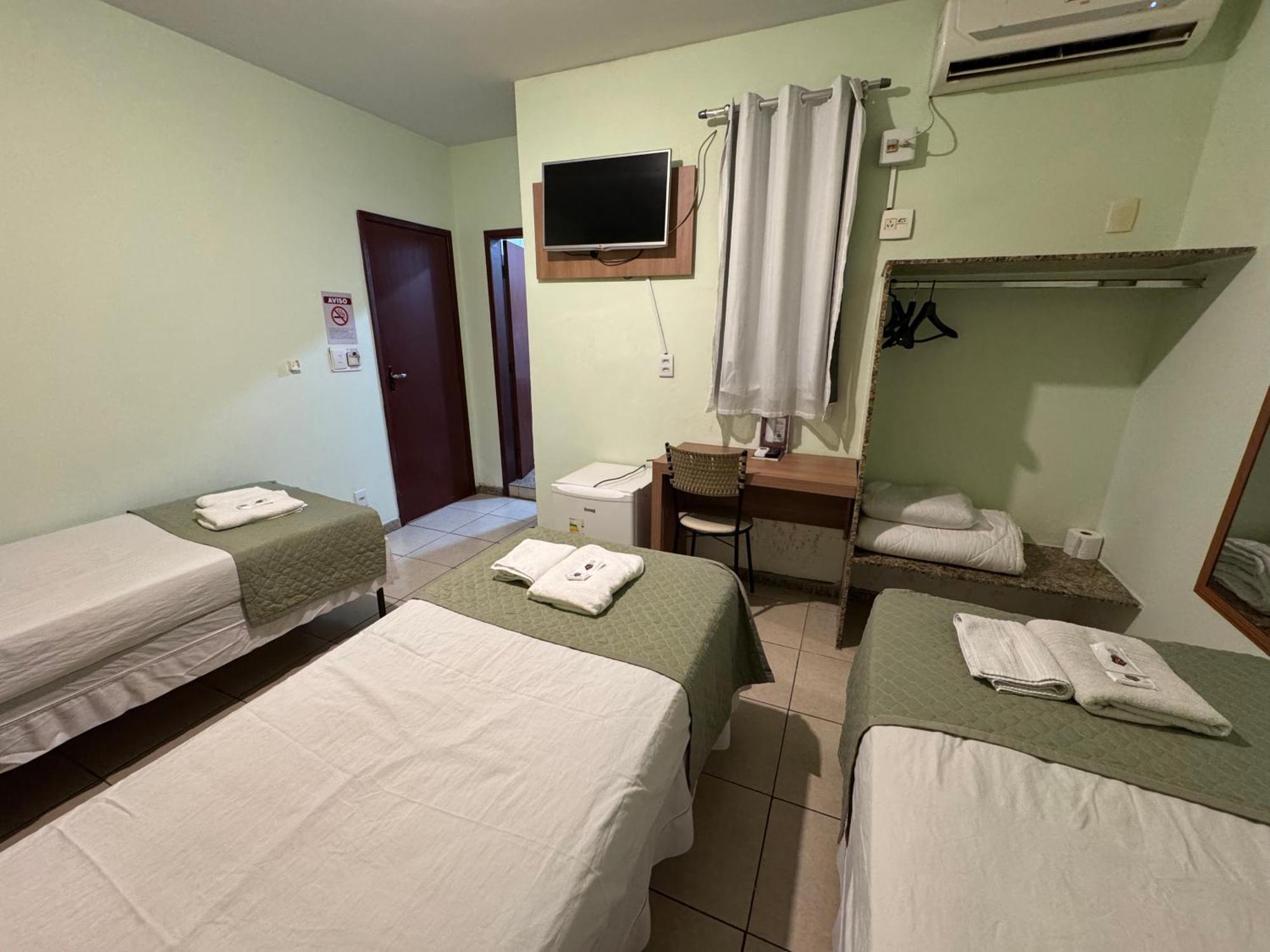Domus Hotel Veneza Ипатинга Экстерьер фото